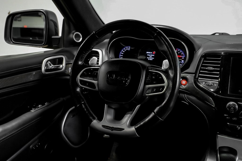 Vehicle image 10 of 41