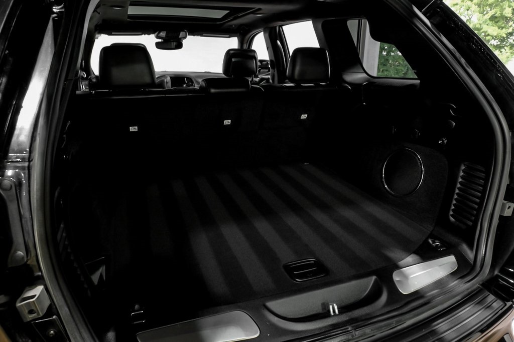 Vehicle image 37 of 41