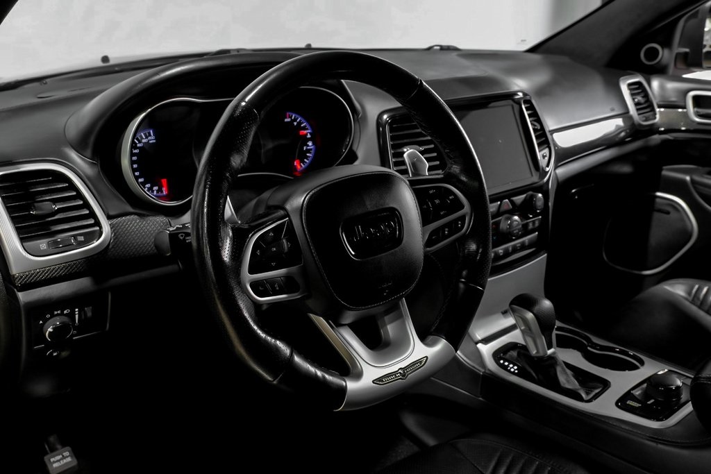 Vehicle image 13 of 41