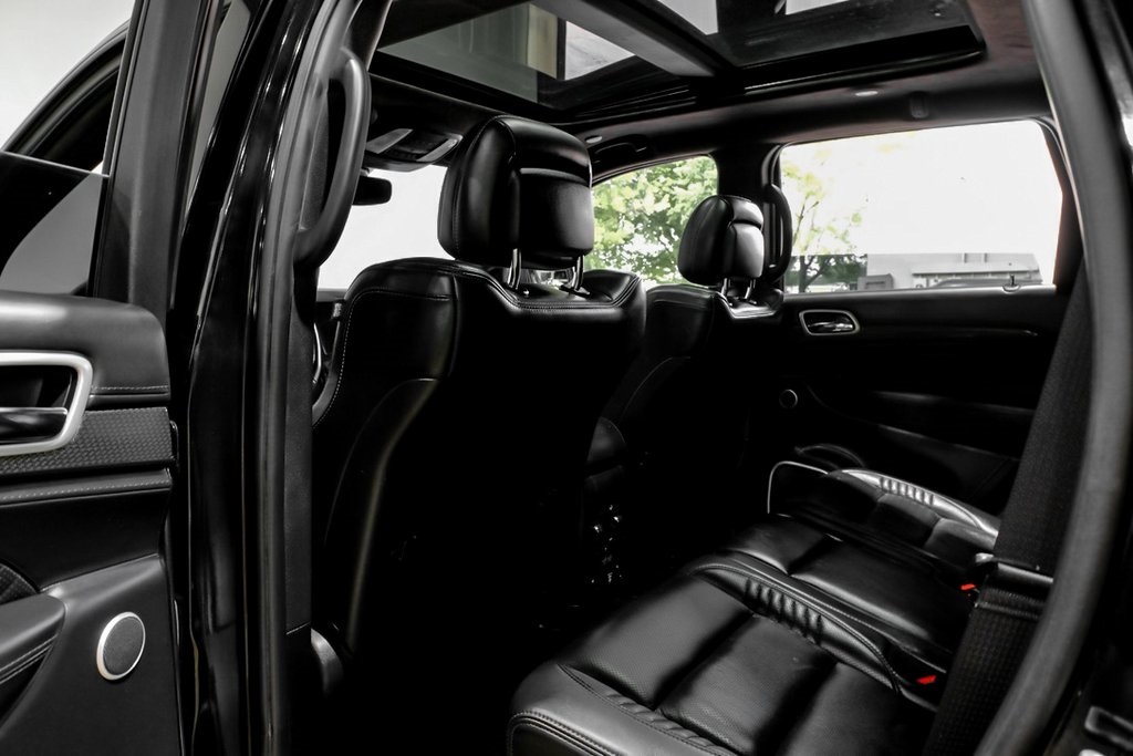 Vehicle image 27 of 41