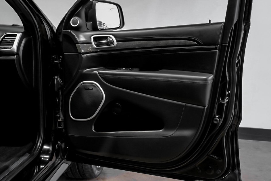 Vehicle image 31 of 41