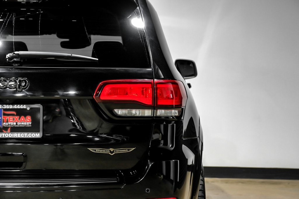 Vehicle image 34 of 41