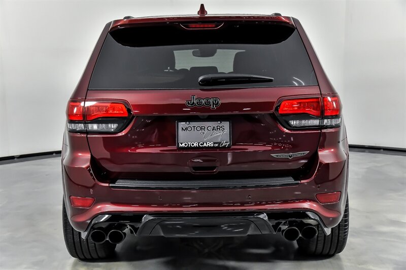 Vehicle image 9 of 46