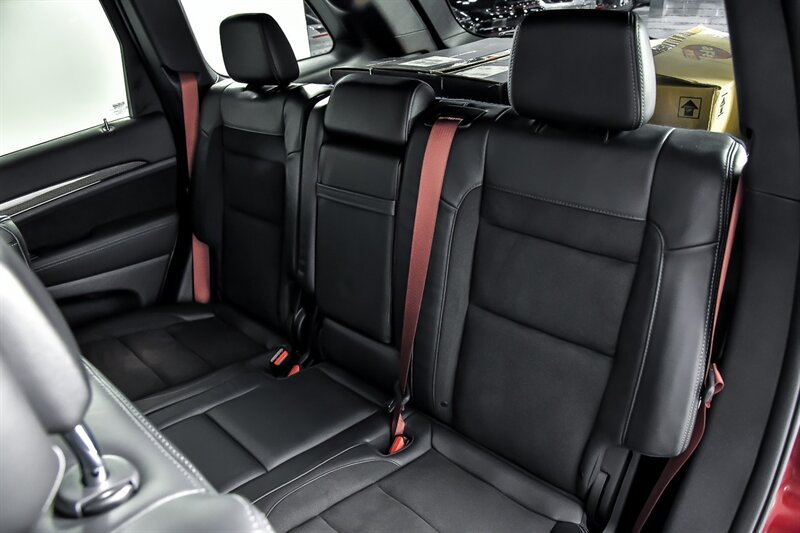 Vehicle image 24 of 46