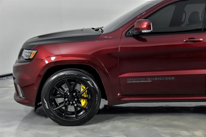 Vehicle image 2 of 46