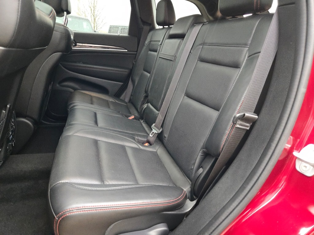 Vehicle image 18 of 37