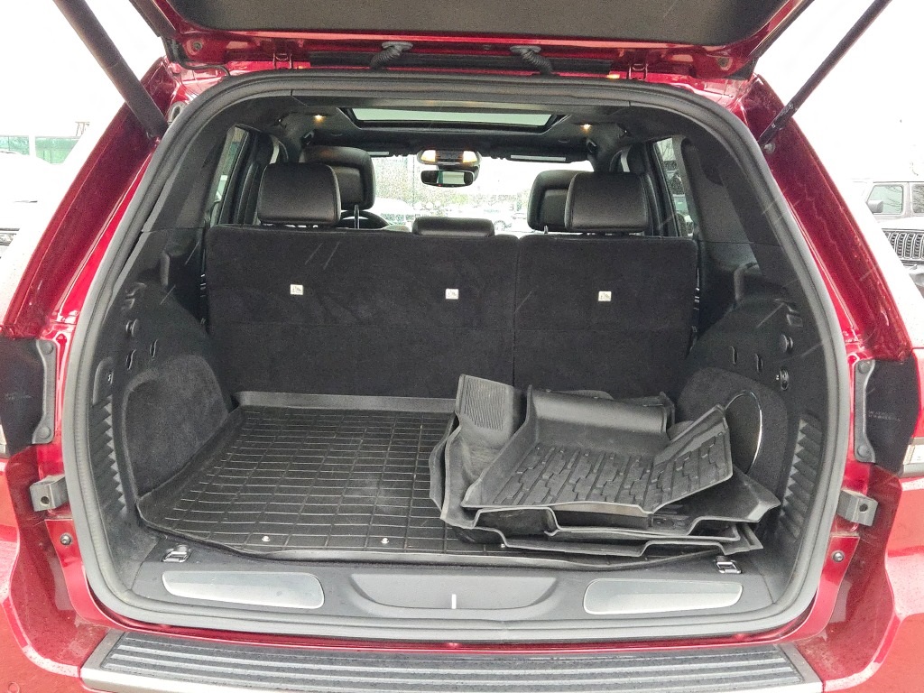 Vehicle image 16 of 37