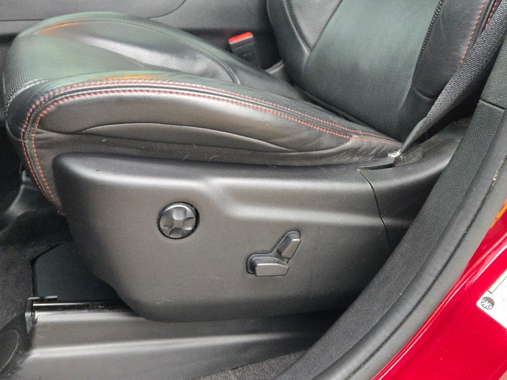 Vehicle image 24 of 37