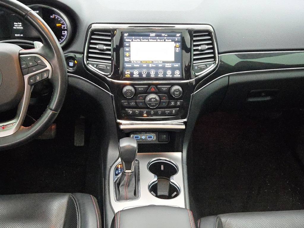 Vehicle image 20 of 37