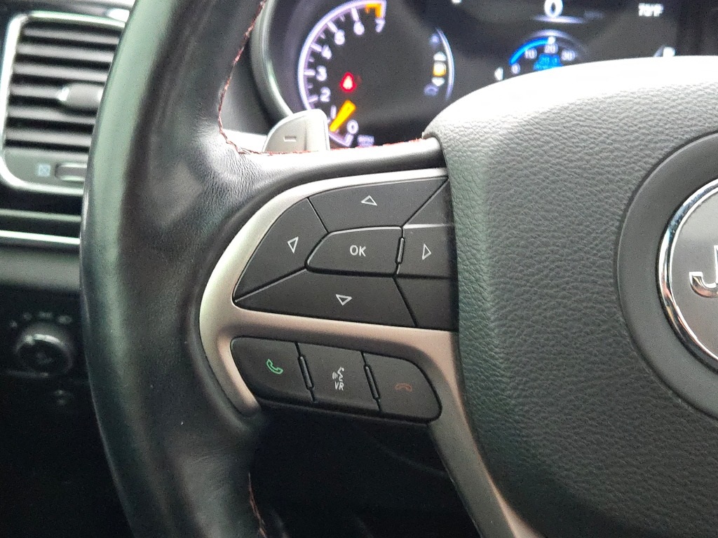 Vehicle image 34 of 37