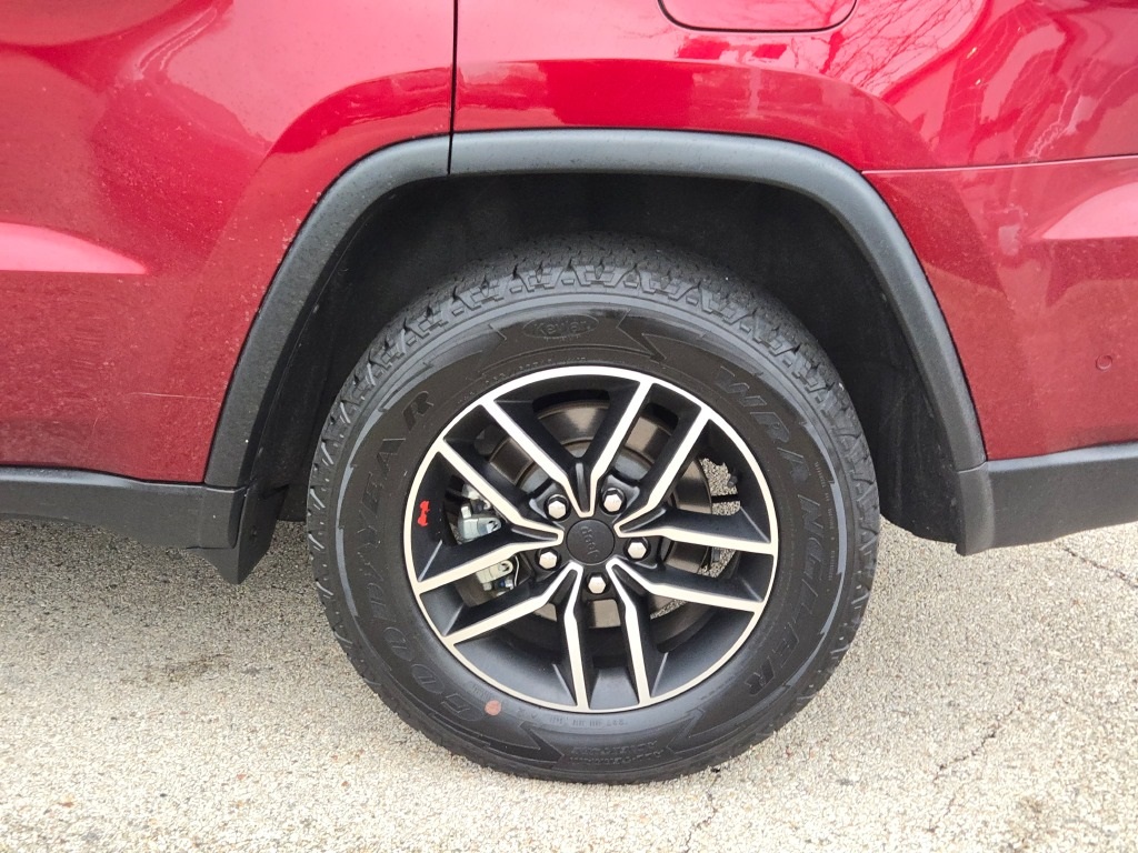 Vehicle image 15 of 37