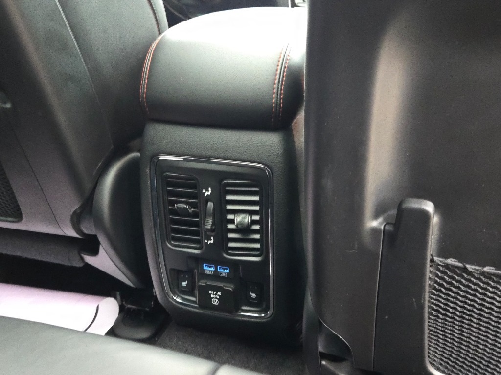Vehicle image 14 of 37