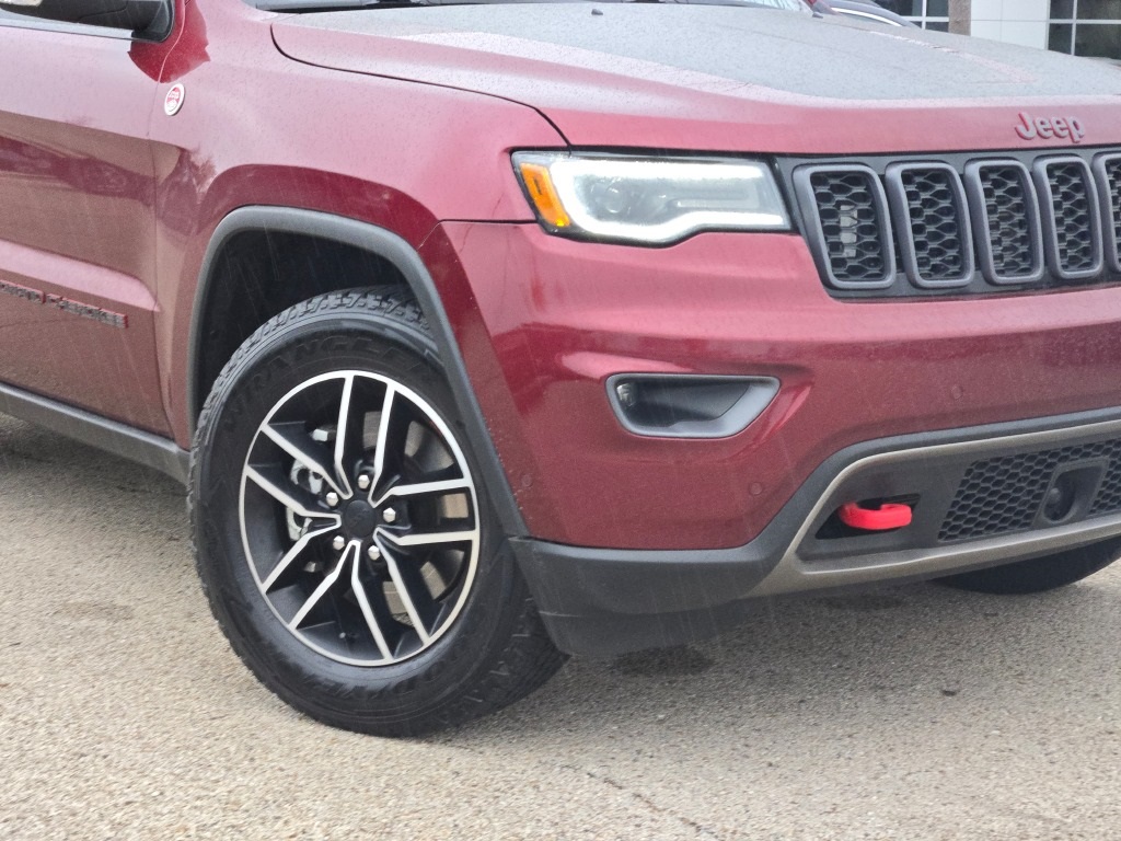 Vehicle image 8 of 37