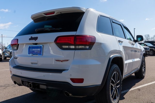 Vehicle image 6 of 33