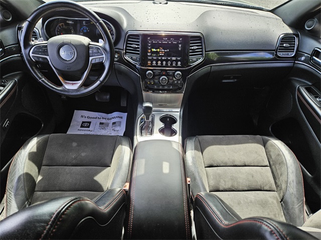 Vehicle image 12 of 33