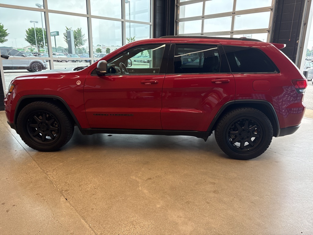 Vehicle image 14 of 26
