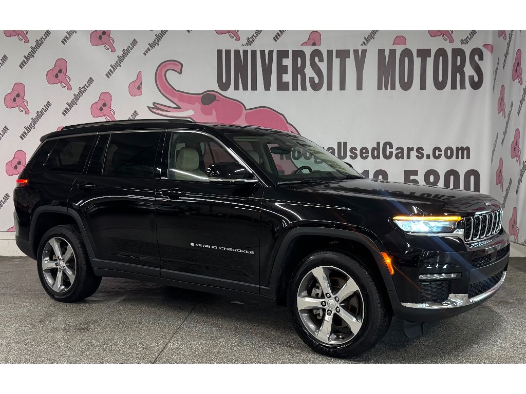 Vehicle image 4 of 33