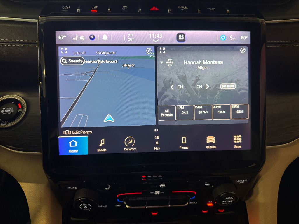 Vehicle image 15 of 33