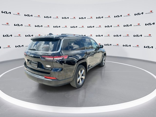 Vehicle image 7 of 30