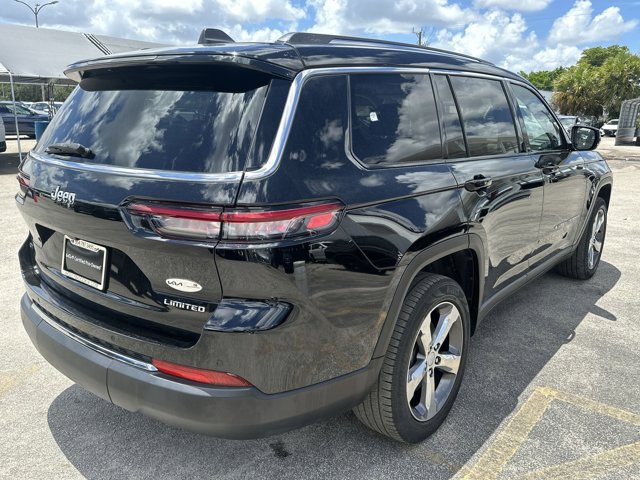 Vehicle image 6 of 30