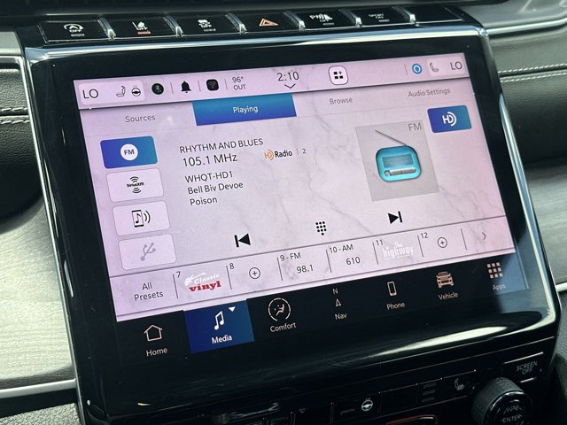 Vehicle image 23 of 30