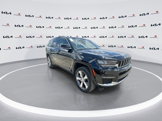 Vehicle image 4 of 30
