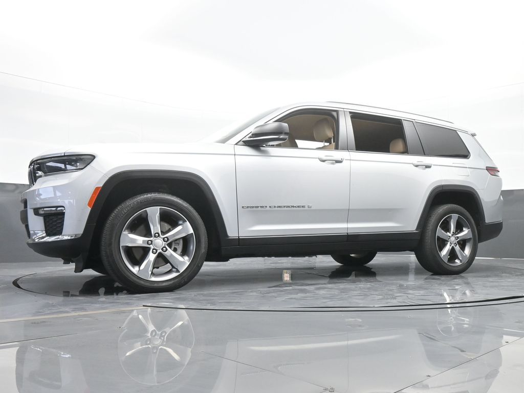 Vehicle image 19 of 78