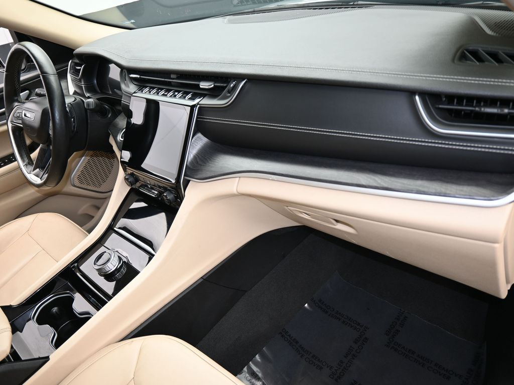 Vehicle image 75 of 78