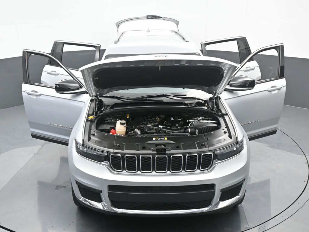 Vehicle image 77 of 78