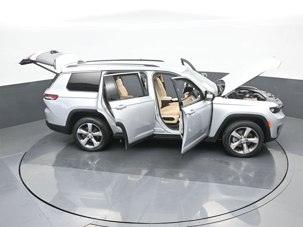 Vehicle image 15 of 78