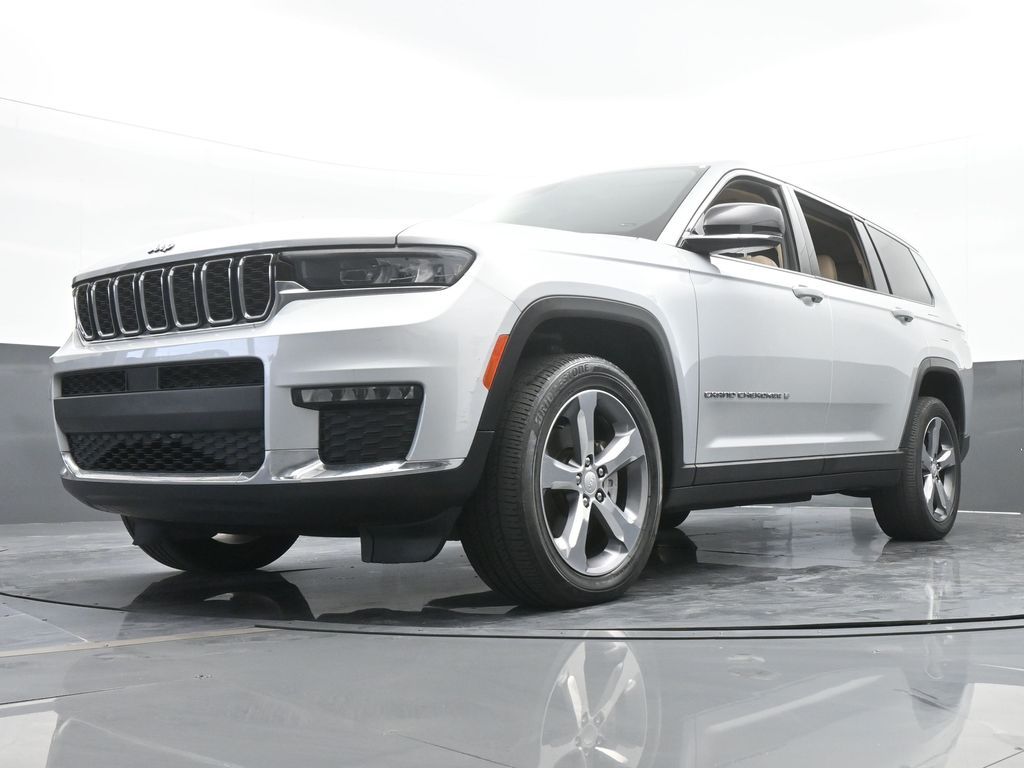 Vehicle image 25 of 78