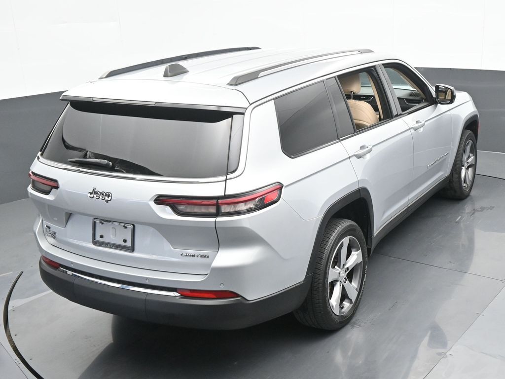 Vehicle image 18 of 78