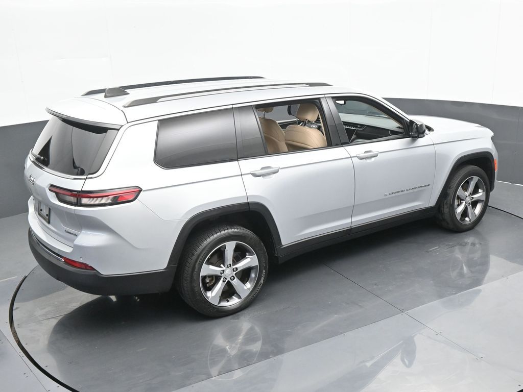Vehicle image 23 of 78