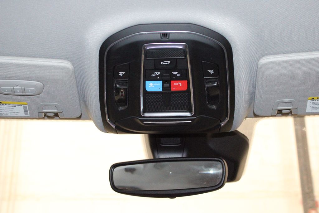 Vehicle image 43 of 53