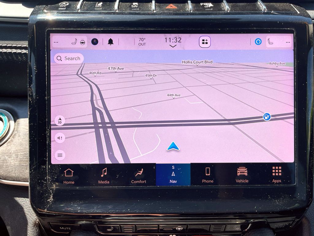 Vehicle image 18 of 29