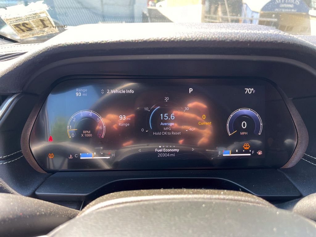 Vehicle image 14 of 29