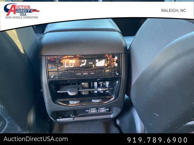 Vehicle image 34 of 34