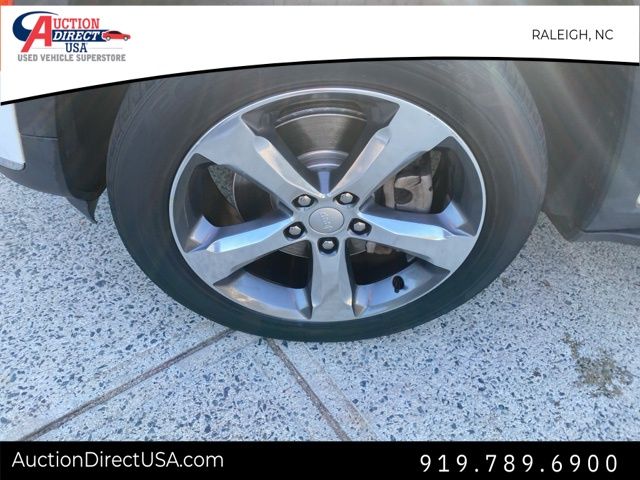 Vehicle image 12 of 34