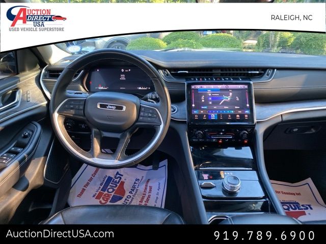 Vehicle image 14 of 34