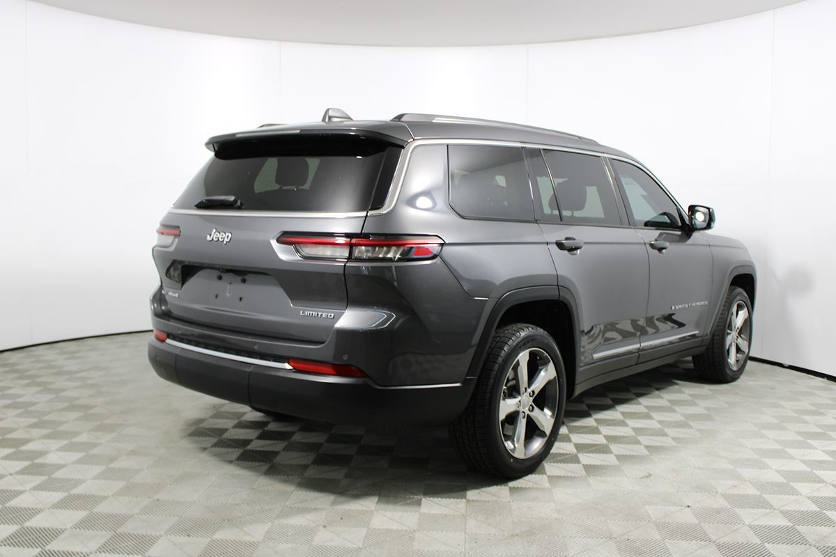 2021 Jeep Grand Cherokee L Limited Image 8 of 43