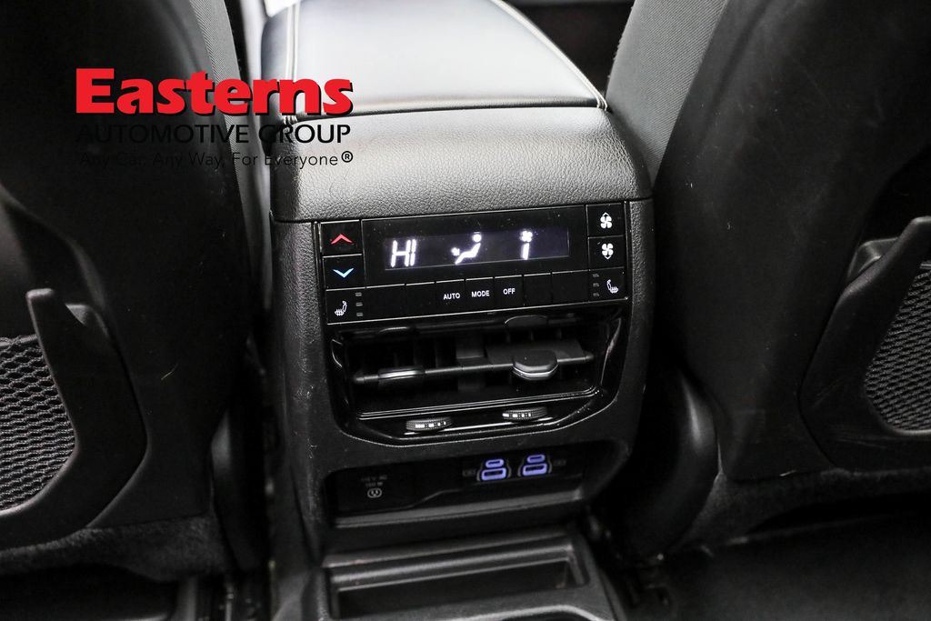 Vehicle image 52 of 65