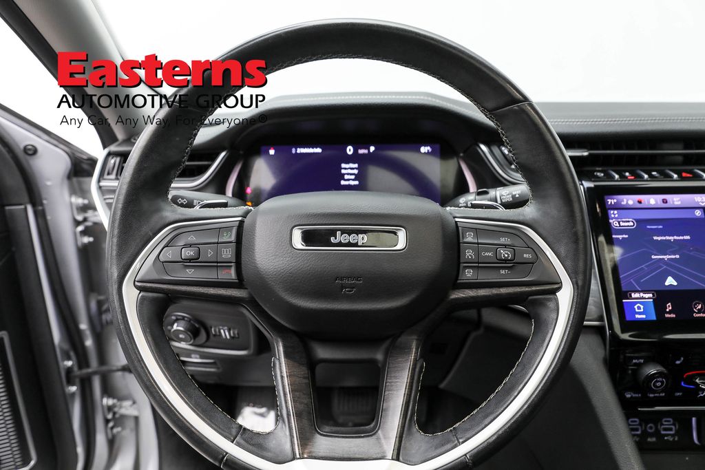 Vehicle image 40 of 65