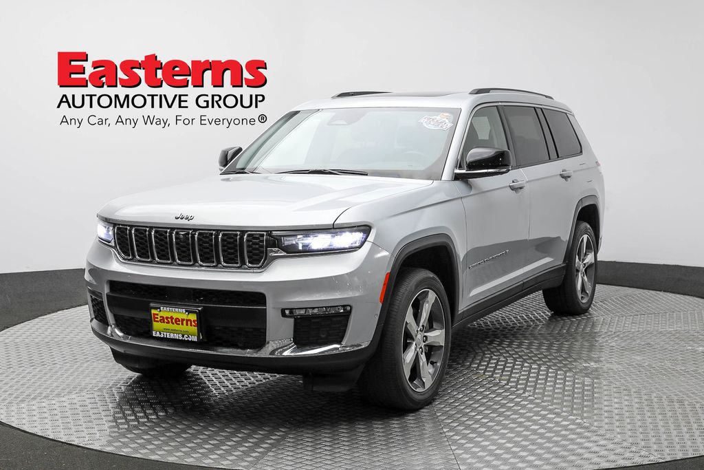 Vehicle image 9 of 65