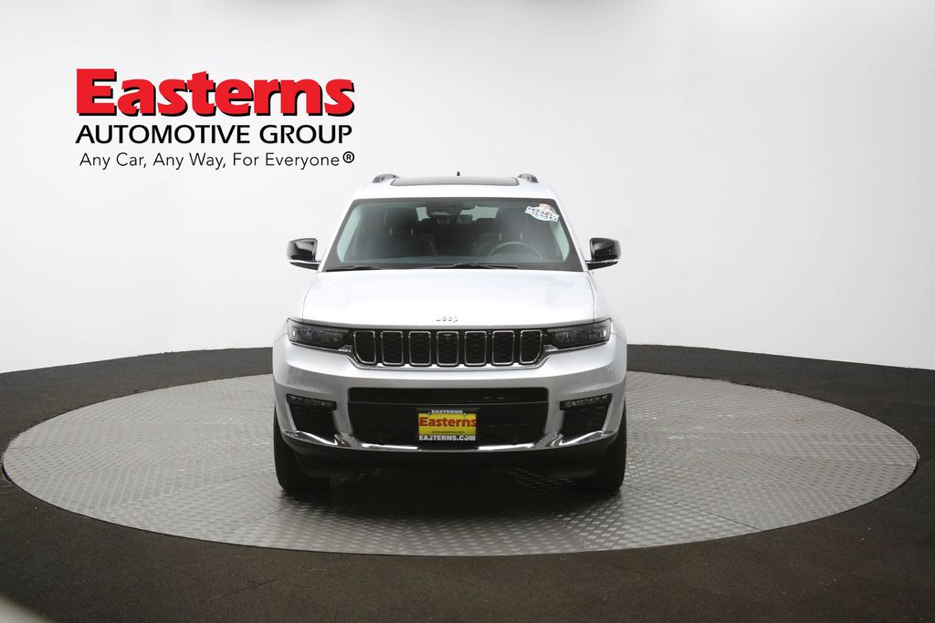 Vehicle image 4 of 65