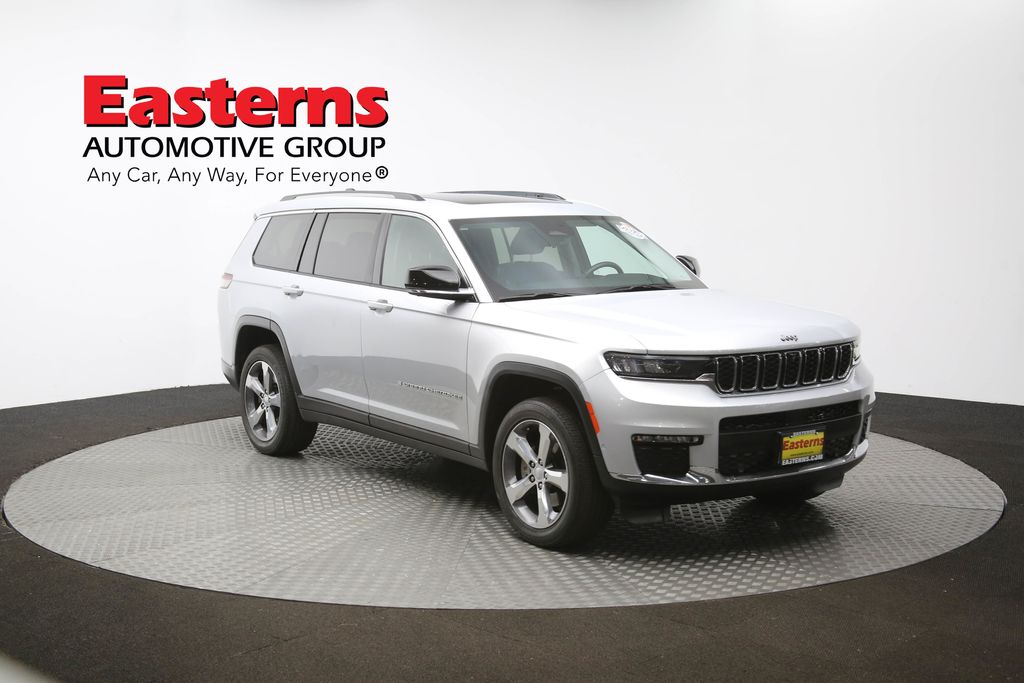 Vehicle image 24 of 65