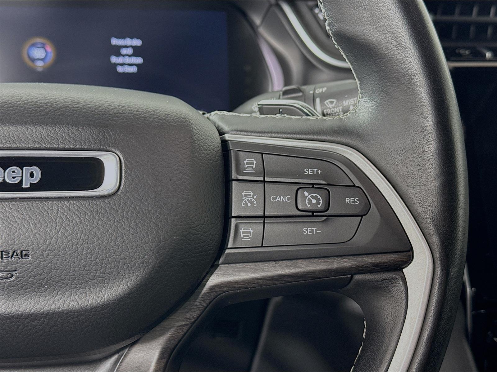 Vehicle image 21 of 51