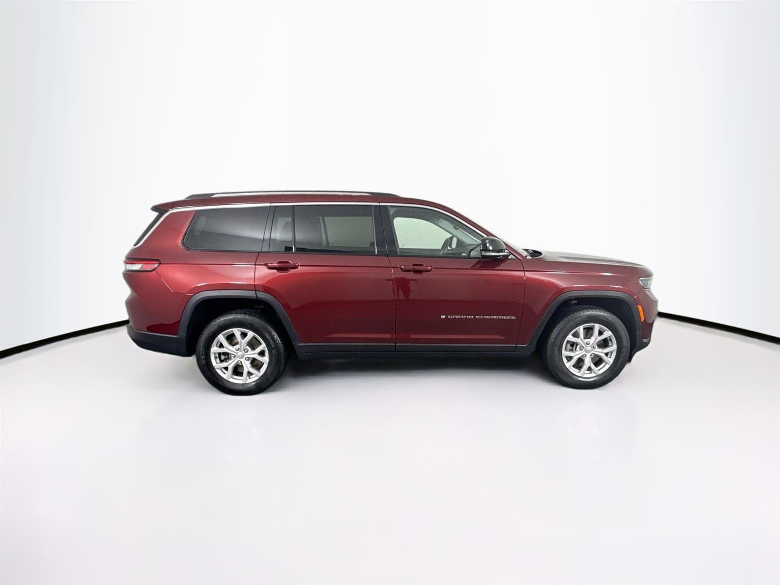Vehicle image 5 of 51