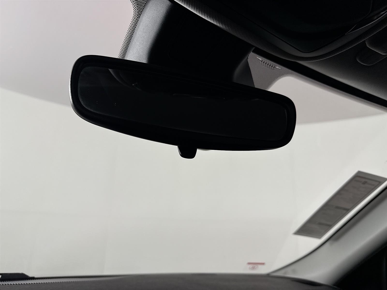 Vehicle image 24 of 51