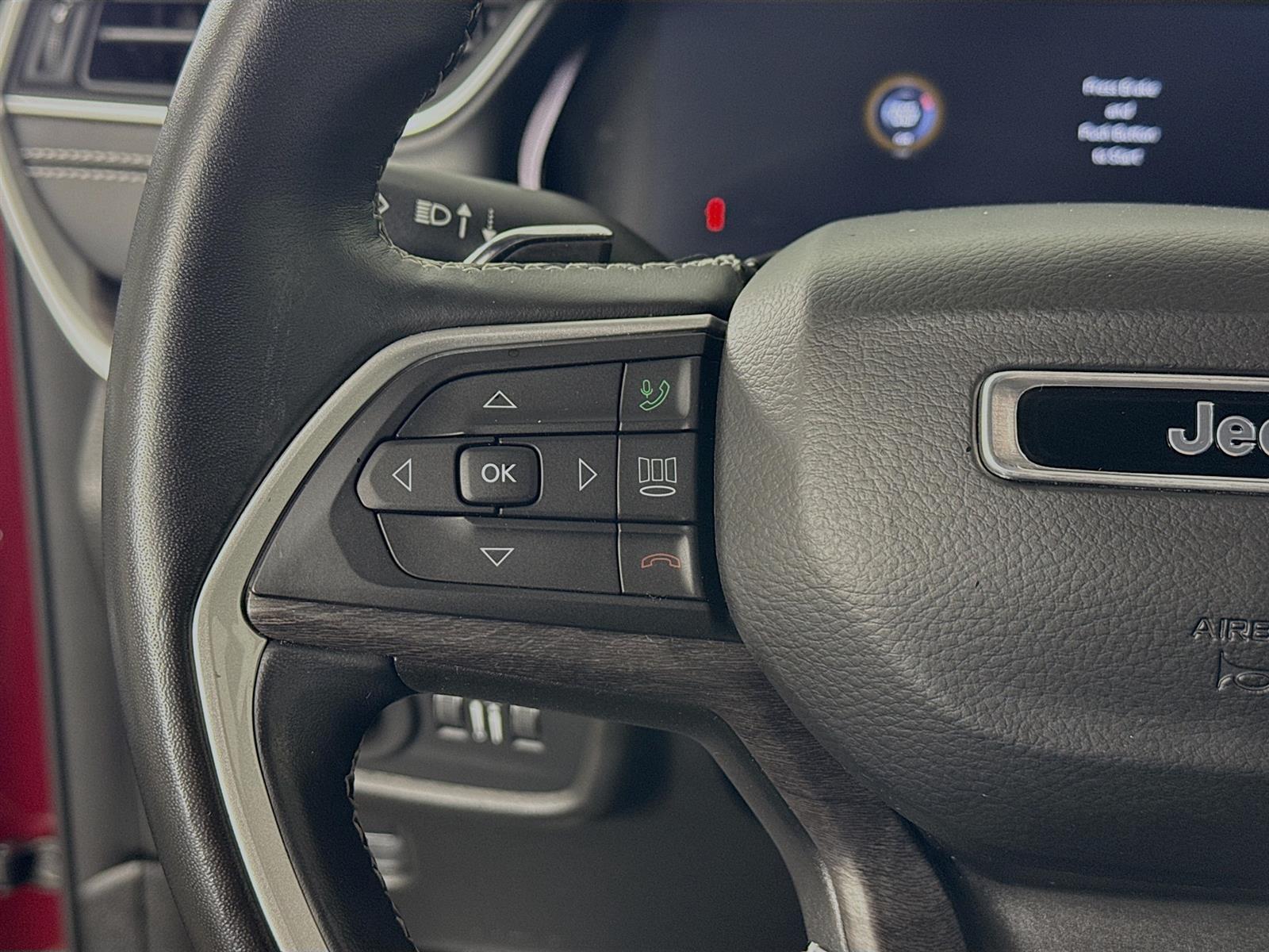 Vehicle image 19 of 51