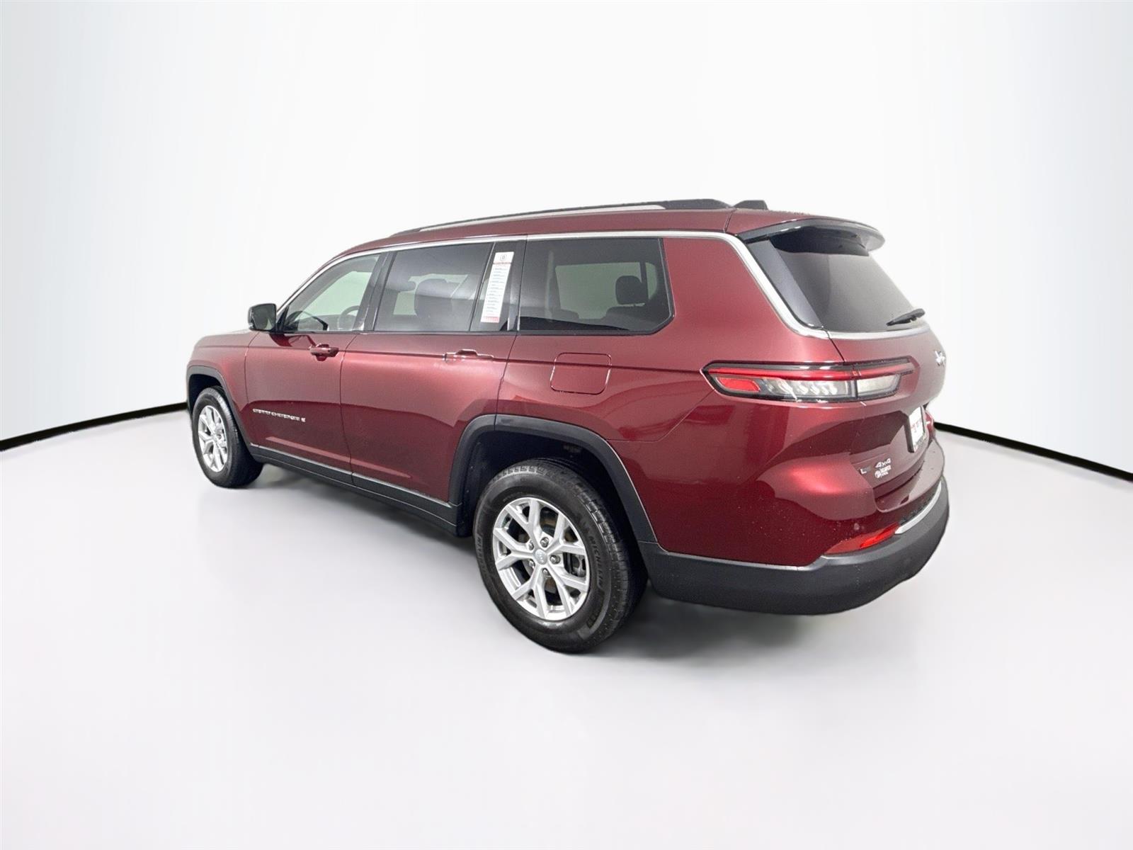 Vehicle image 8 of 51